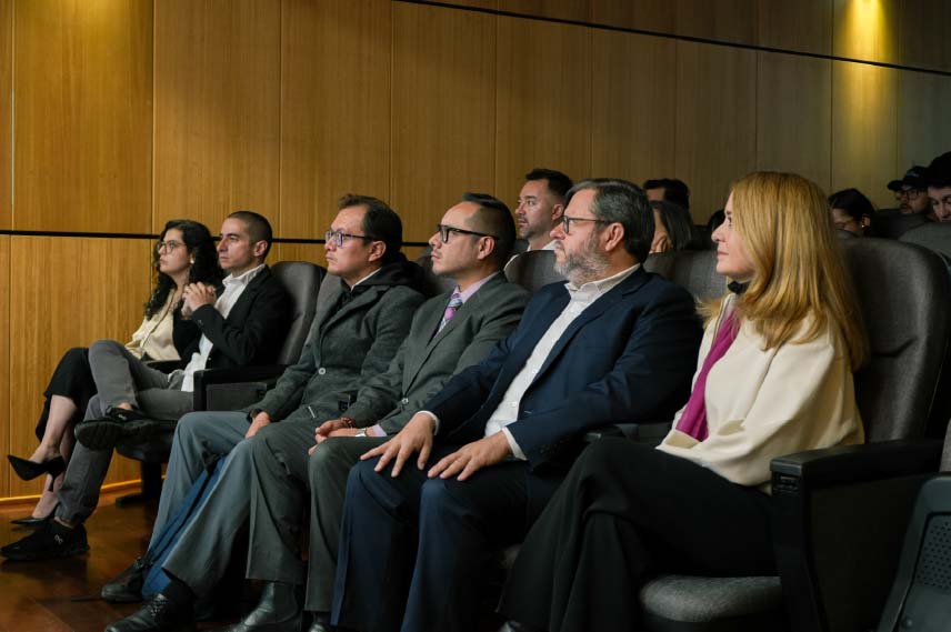 Entrega de reconocimientos A la U en Bici