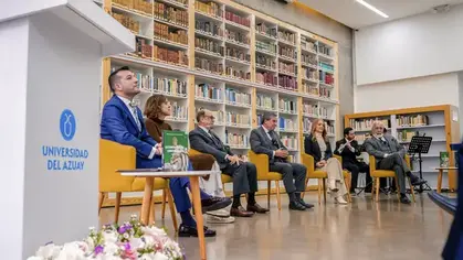 "Lecciones de Derecho Constitucional" de Hernán Salgado. Presentación de su libro, un riguroso tratado del Derecho que cuida la patria, las instituciones y anima a la esperanza