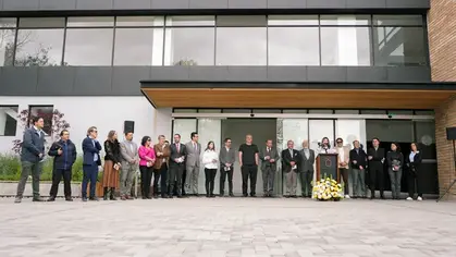 "Paisajes del campus", una obra de Leonardo Finotti