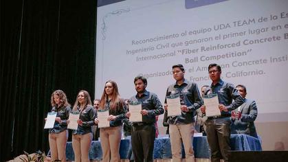 Estudiantes de la Universidad del Azuay ganan el “Fiber Reinforced Concrete Bowling Ball Competition” en Estados Unidos