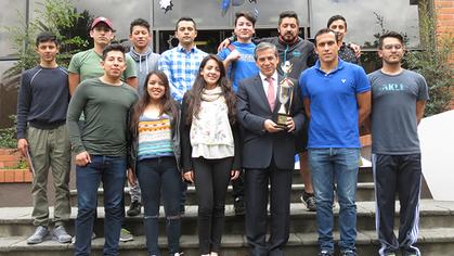 Equipo de Natación de la UDA vuelve a festejar