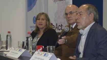 Primer Seminario Interinstitucional sobre las bacterias, “nuestras amigas incomprendidas”