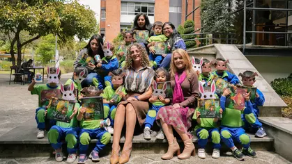 "Tío Raposo y Tío Conejo", un cuento de Paula Martínez