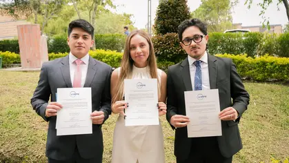 Acto de posesión de los nuevos representantes estudiantiles 2025 - 2026