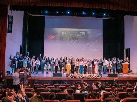 Presentación de la colección de cuentos infantiles "Árbol de Papel"; por la autora Sonia Criollo