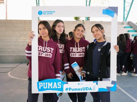 Visita a la Unidad Educativa Particular Rosa de Jesús Cordero