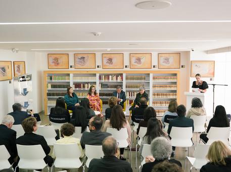 Presentación del libro "De mujer a mujer"