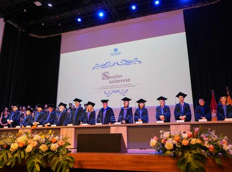 Sesión Solemne en conmemoración del Día del Maestro e inauguración de las Salas Claudio Malo y Mario Jaramillo