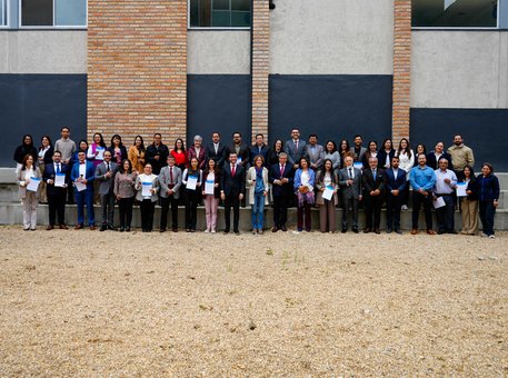 Posesión de profesores y trabajadores ante los órganos de cogobierno