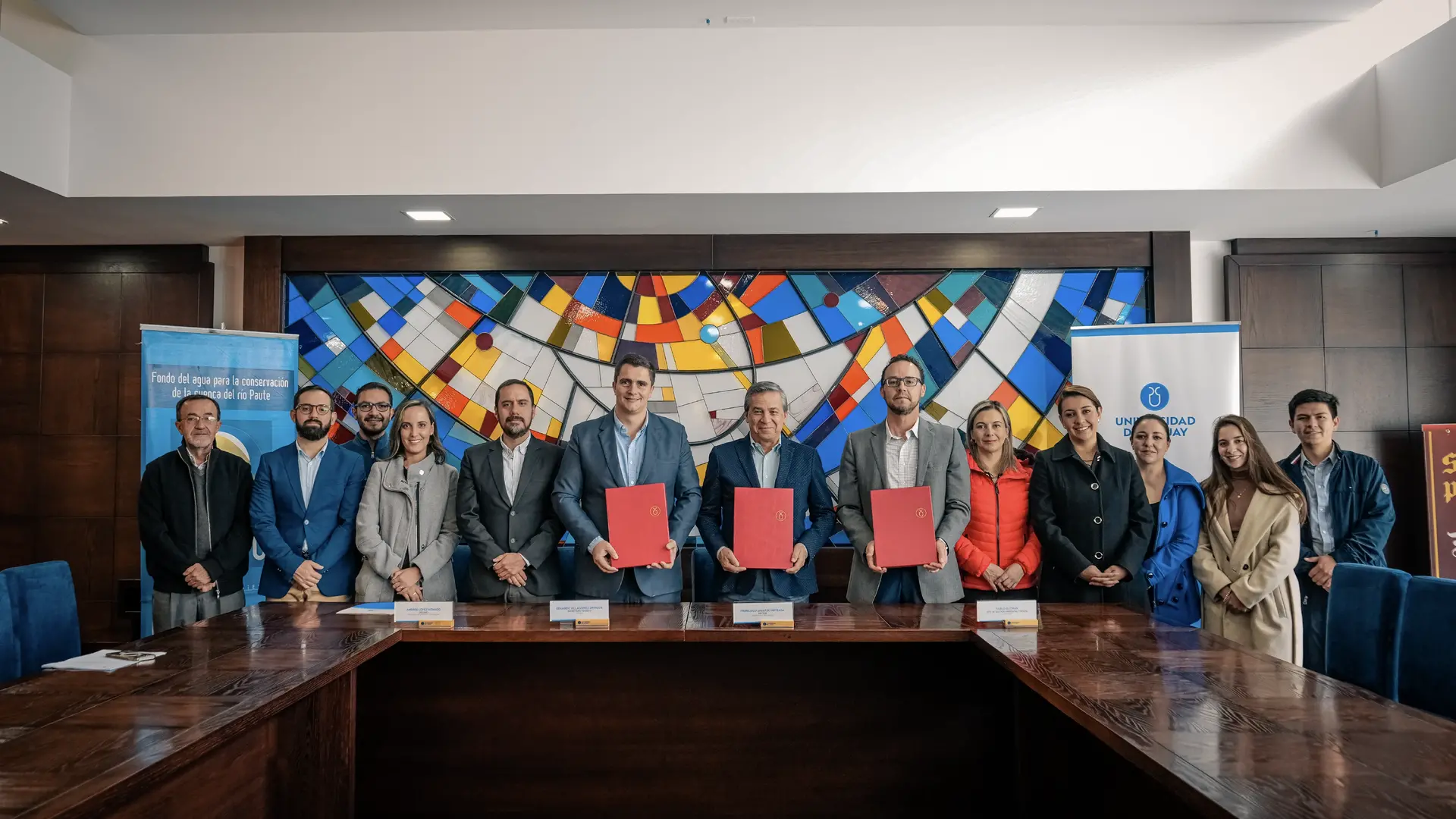 Firma de Convenio Específico entre  FONAPA y la Universidad del Azuay