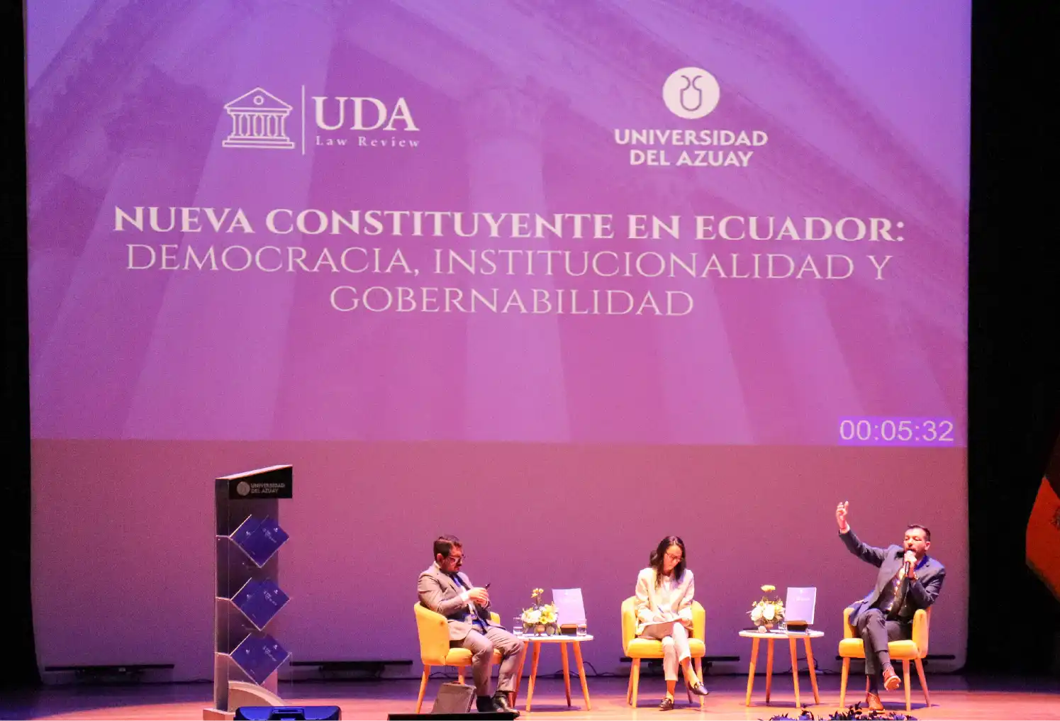 UDA Law Review: lanzamiento de su Vl Volumen
